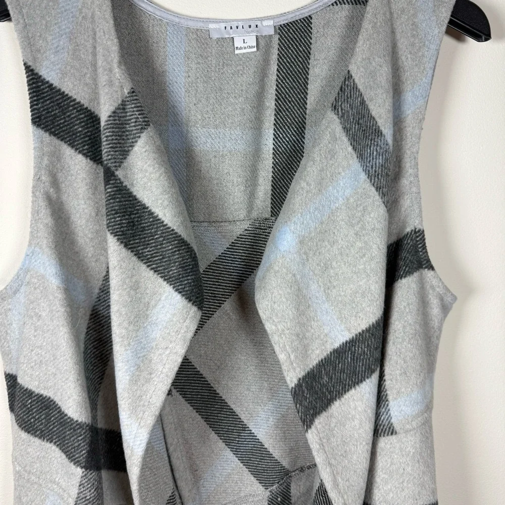 Favlux Long Wool Blend Gray Blue Plaid Cardigan Sweater Vest Size Large - Picture 3 of 14